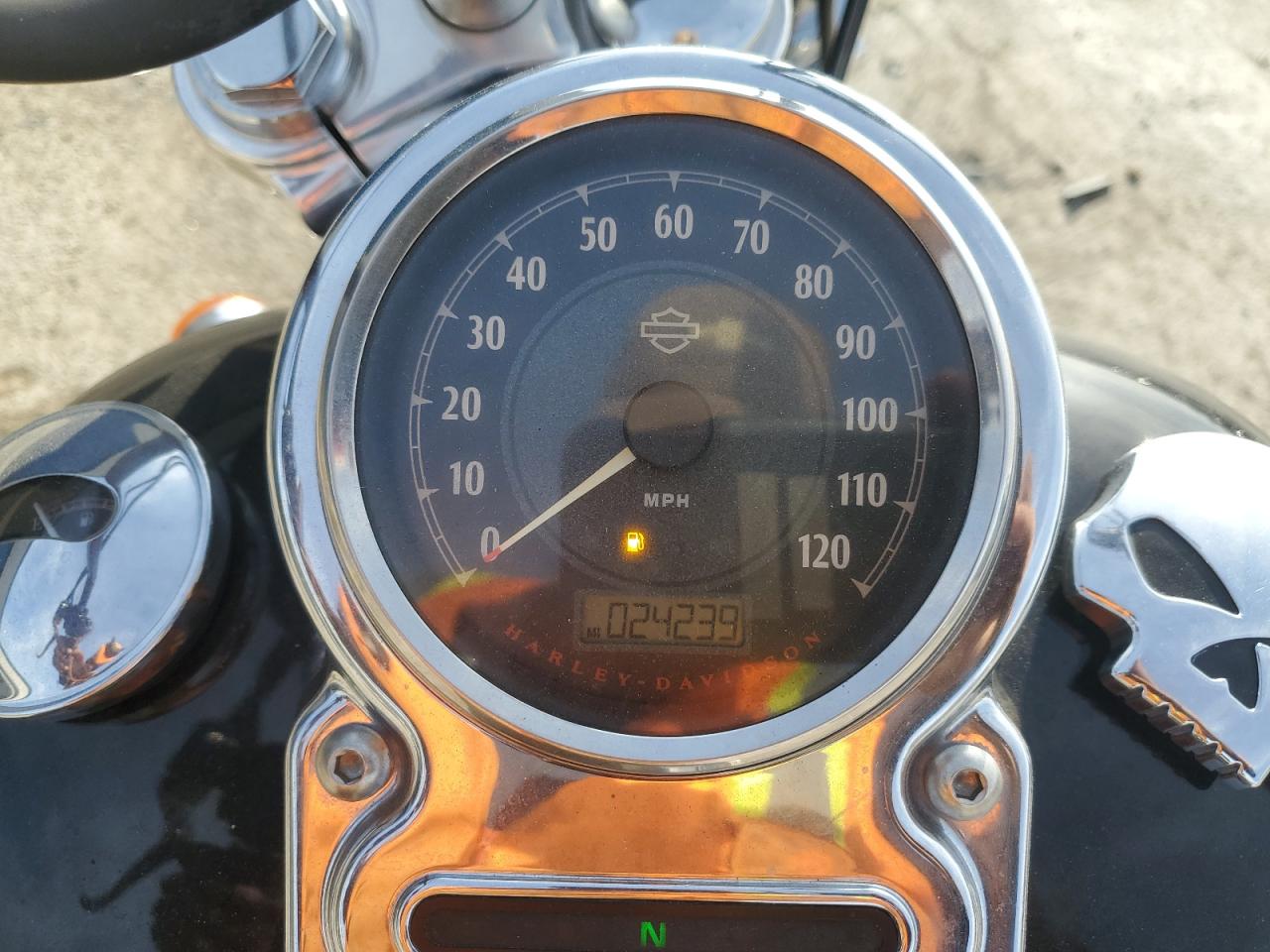 Harley Davidson FXDC 2013