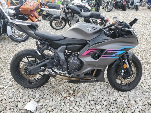 YAMAHA YZFR7 2024