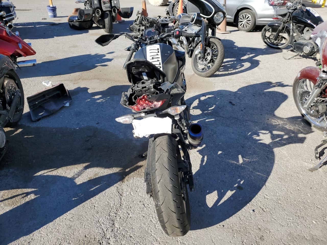 KAWASAKI ER400 2023