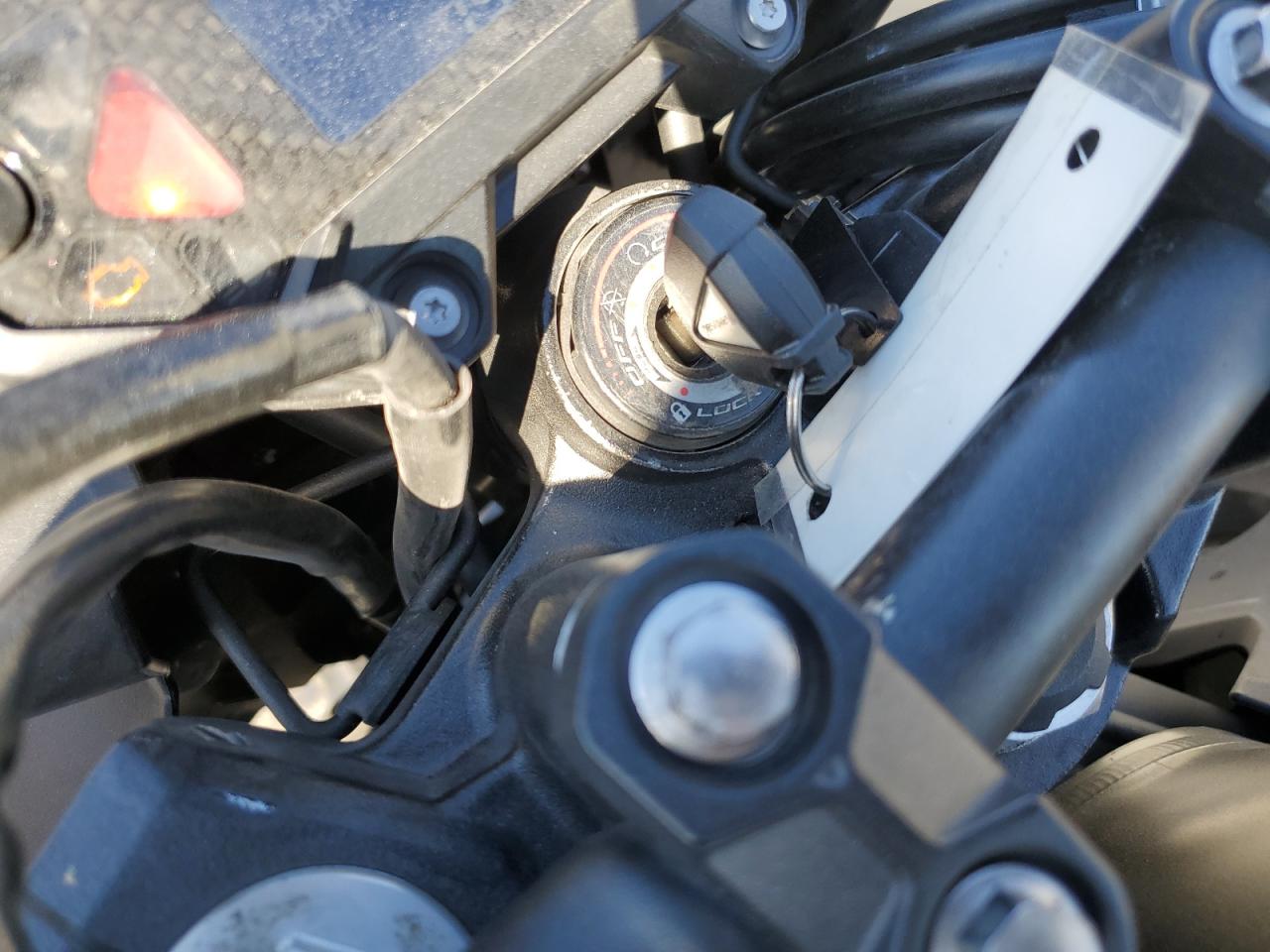 KAWASAKI ER400 2023