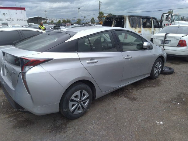 Toyota Prius IV (XW50) 2017