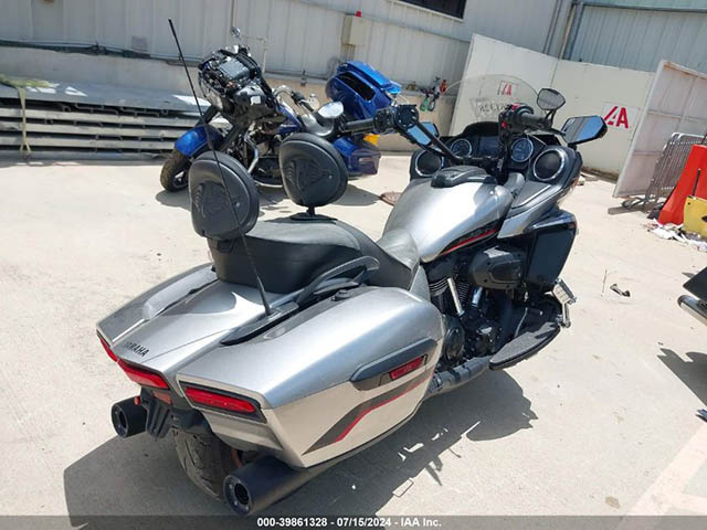YAMAHA XV1900 2018