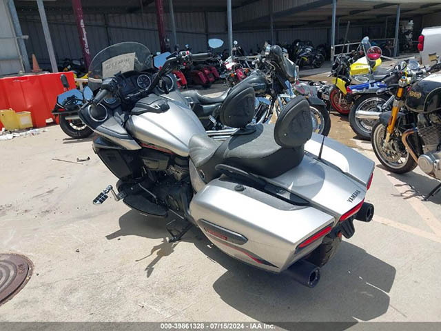 YAMAHA XV1900 2018