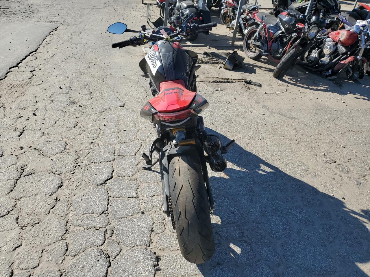 Ducati Monster 2023