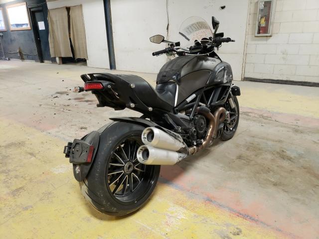 Ducati Diavel 2014