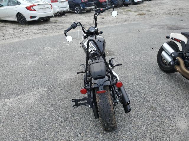 Indian Scout Bobber 2021