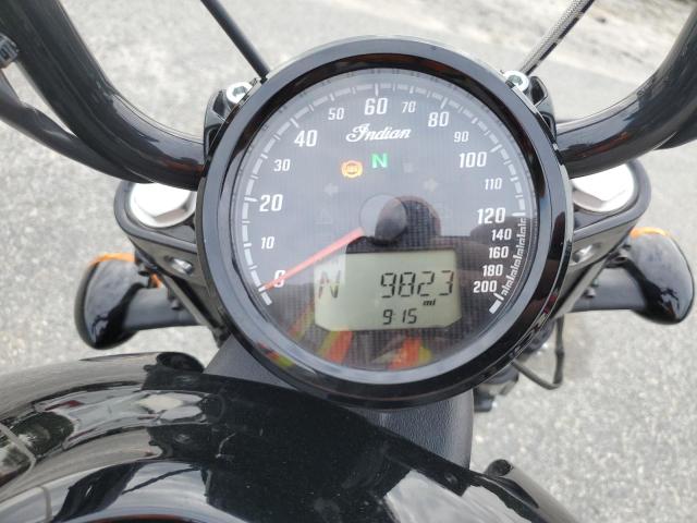 Indian Scout Bobber 2021