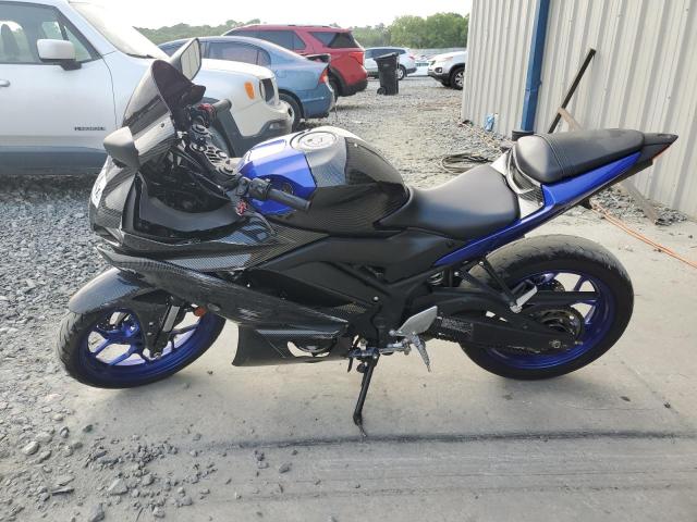 YAMAHA YZFR3 2022