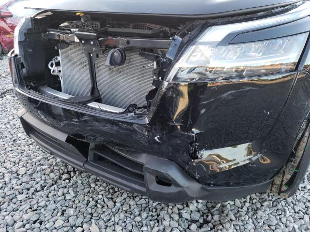 Nissan Pathfinder V 2022